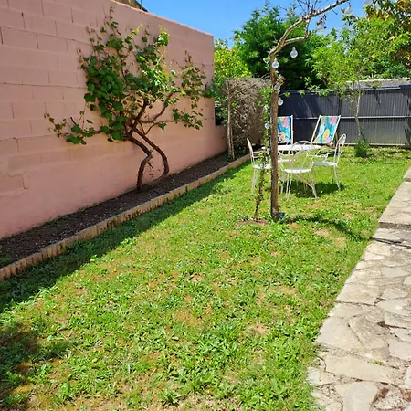 Les Deux Oliviers Ferienhaus