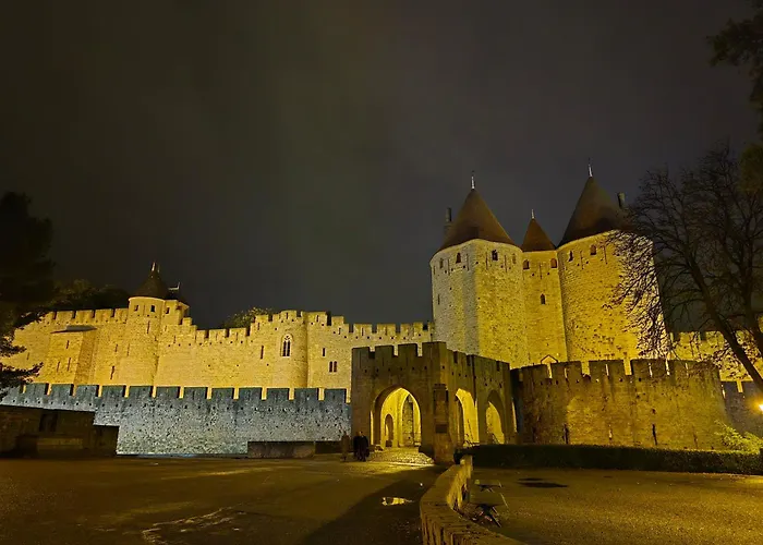 - Дом отдыха *