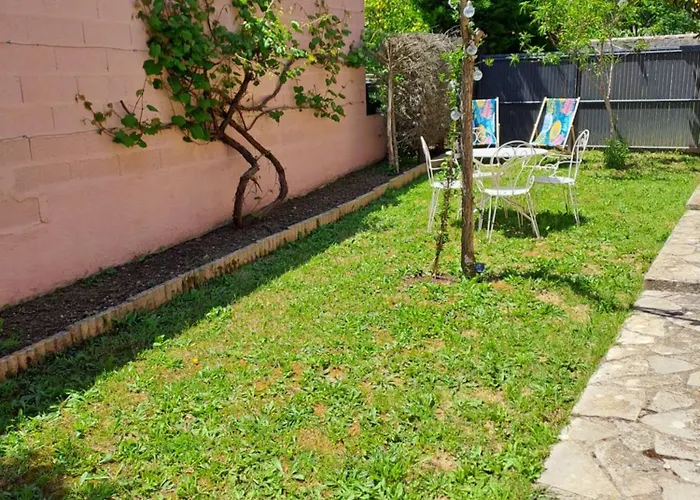 - Дом отдыха